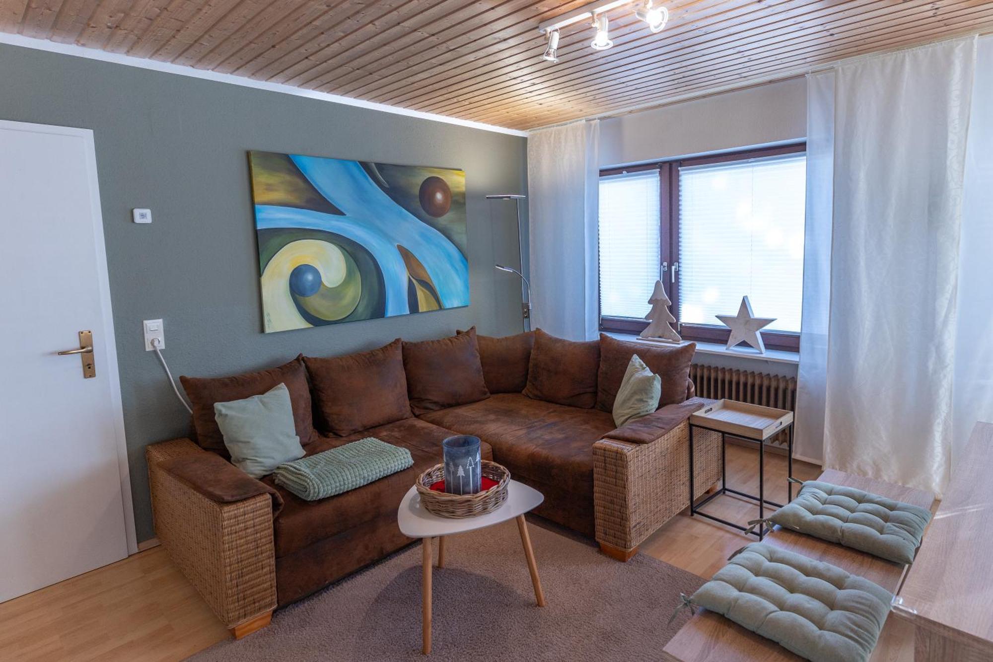 Althutte Elw, Sep. Eingang, Ueberdachte Terrasse, Naehe Backnang 아파트 외부 사진