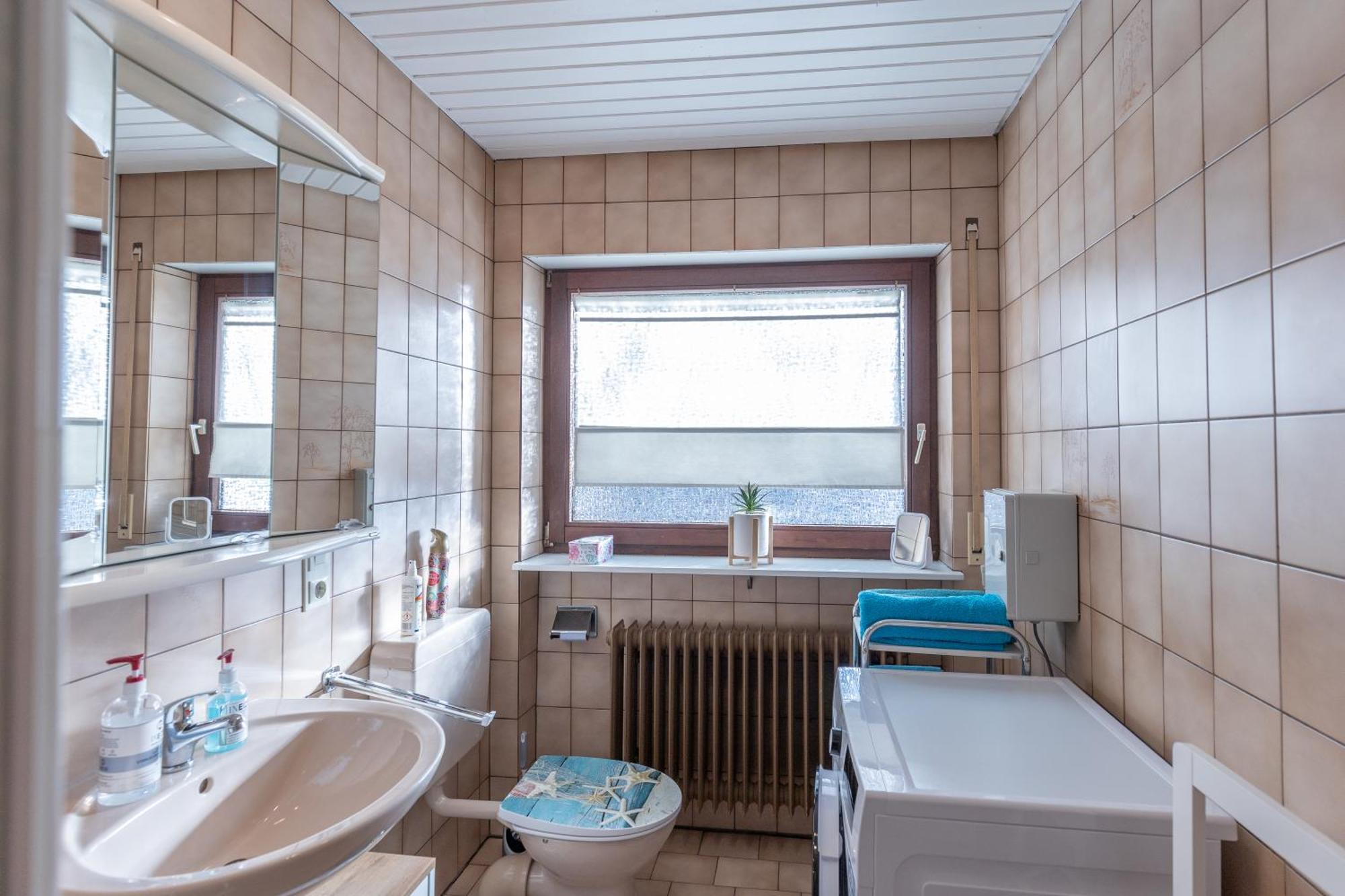 Althutte Elw, Sep. Eingang, Ueberdachte Terrasse, Naehe Backnang 아파트 외부 사진