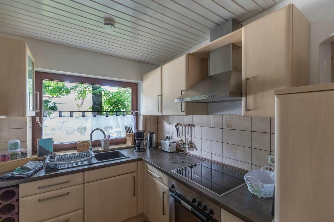 Althutte Elw, Sep. Eingang, Ueberdachte Terrasse, Naehe Backnang 아파트 외부 사진